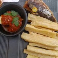 Fried Yam and Stew with Fish or Beef